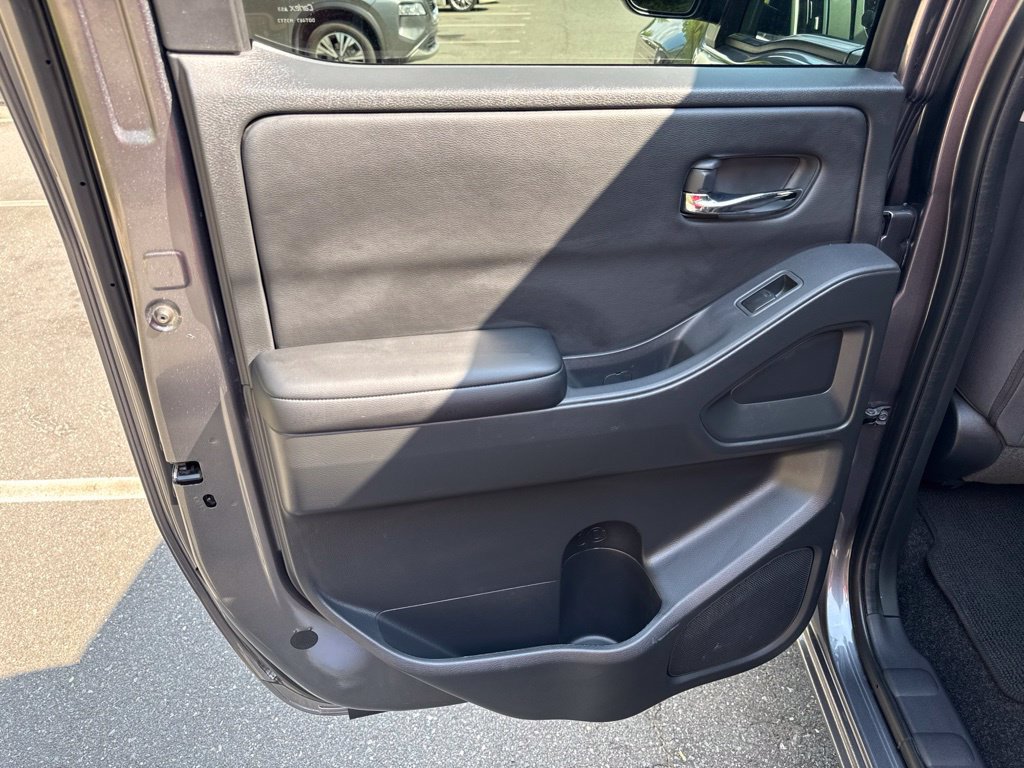 Certified 2025 Nissan Frontier SV w/ SV Convenience Package RWD image 26