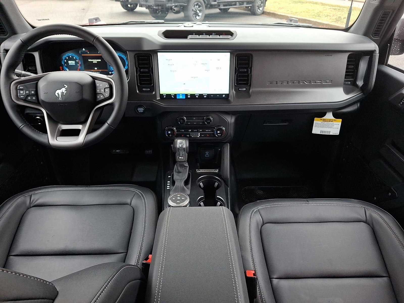 New 2025 Ford Bronco Big Bend w/ Black Diamond Package AWD/4WD image 8