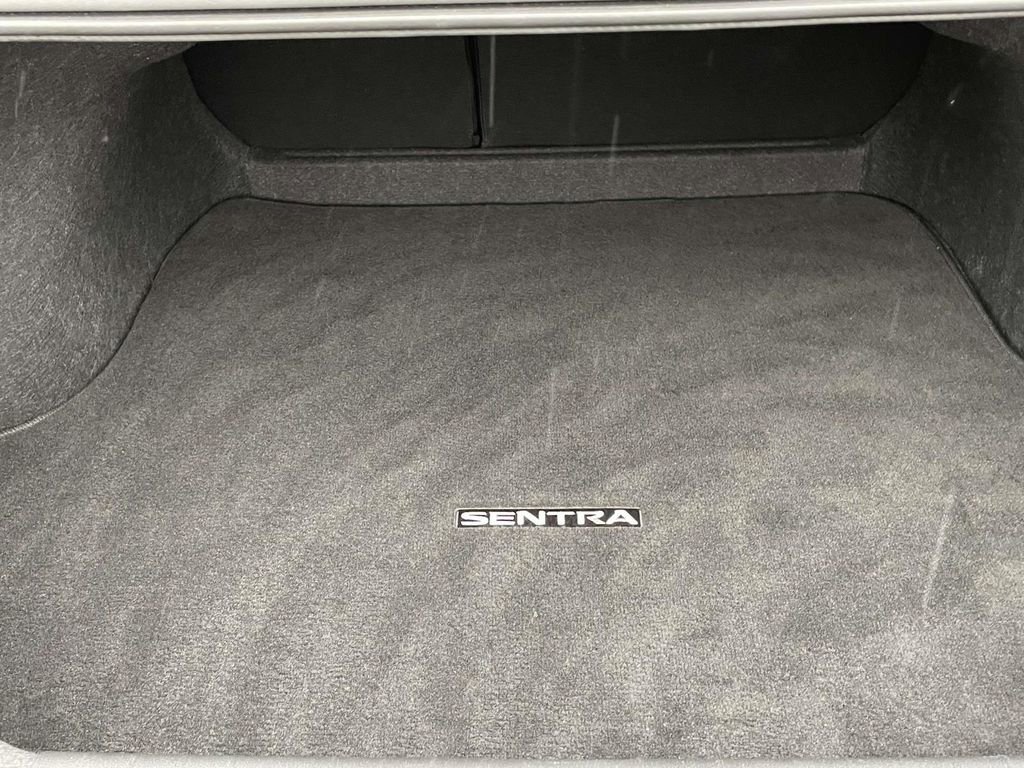 Used 2025 Nissan Sentra S image 8