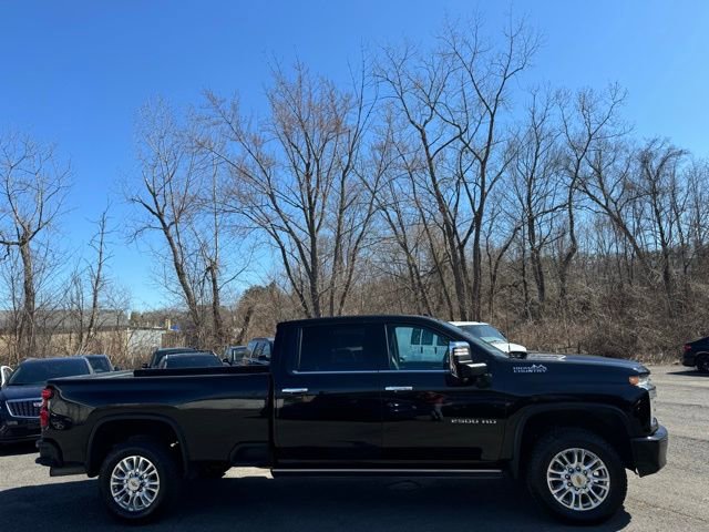 Used 2022 Chevrolet Silverado 2500 High Country w/ Z71 Off-Road Package AWD/4WD image 4