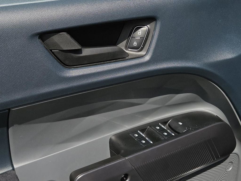 New 2026 Ford Maverick XL image 25