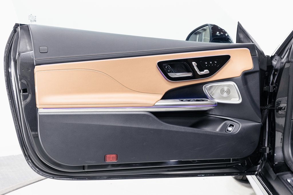 Used 2024 Mercedes-Benz CLE 450 4MATIC Cabriolet w/ Driver Assistance Package image 6