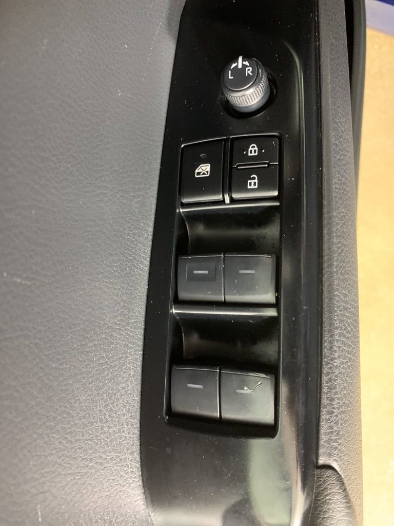 Used 2025 Toyota Camry LE image 17