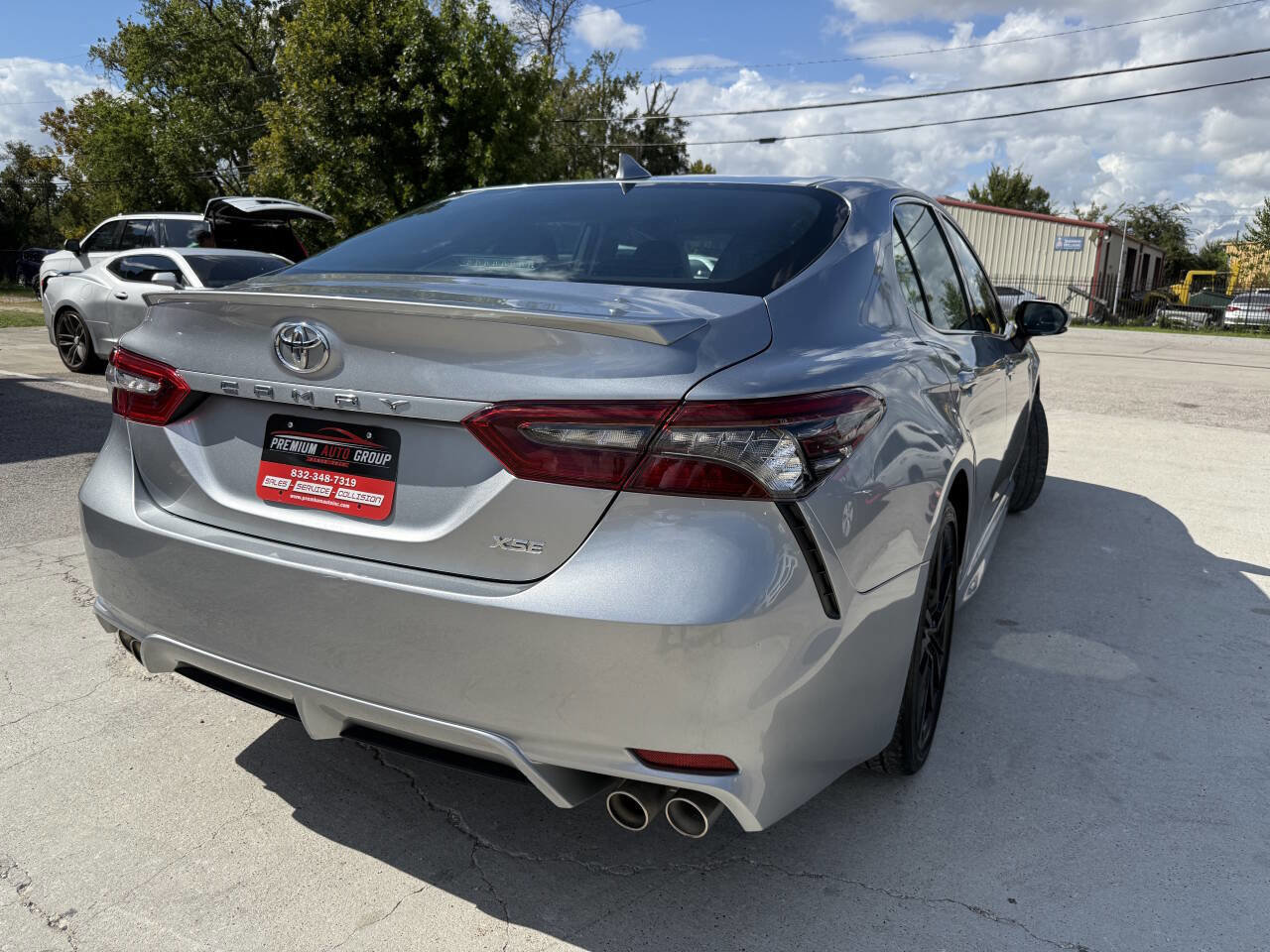 Used 2023 Toyota Camry XSE image 5