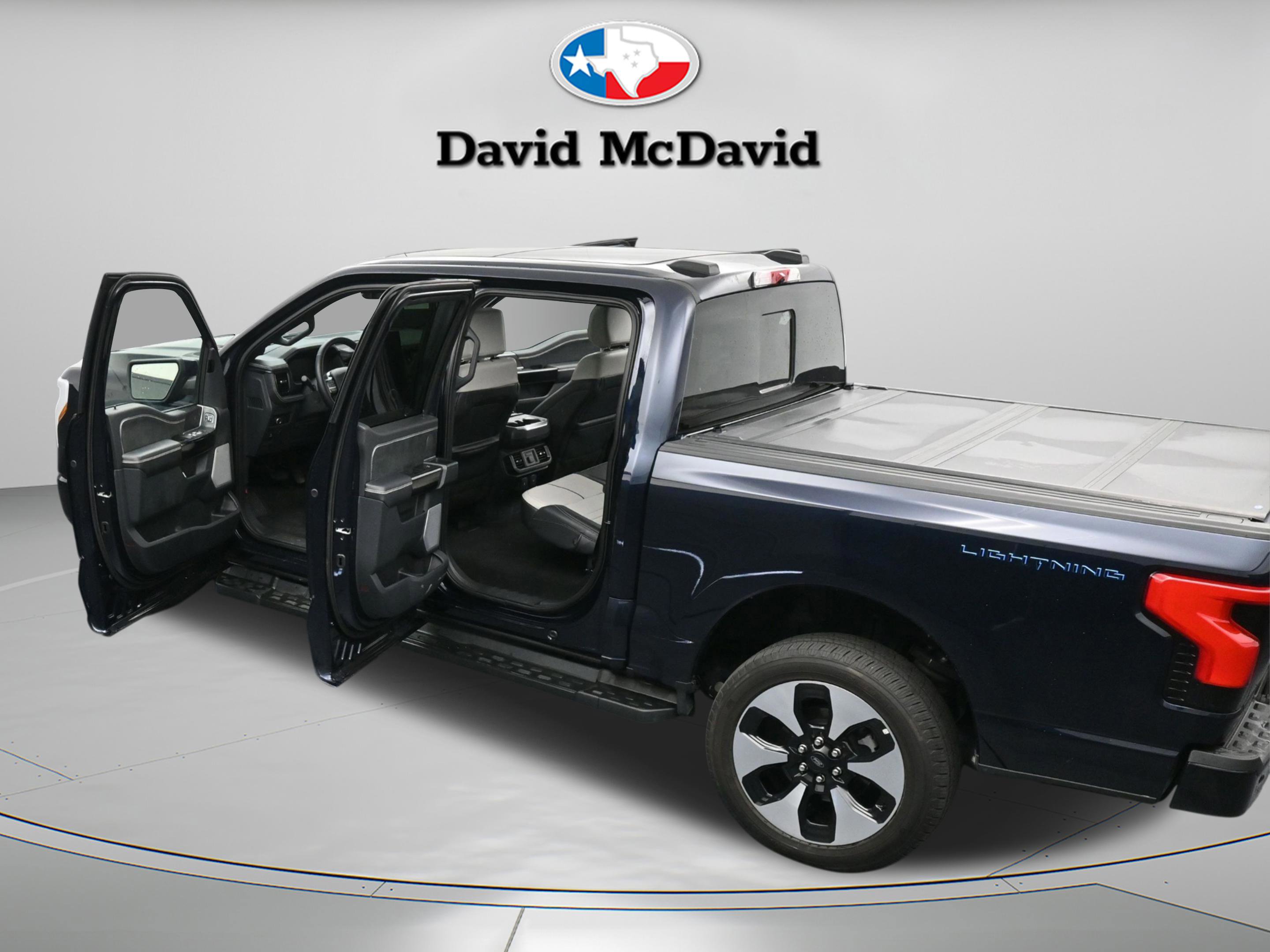 Used 2025 Ford F150 Lightning Platinum image 49