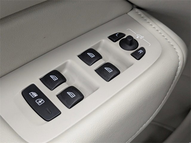 New 2026 Volvo XC60 T8 Ultra image 26