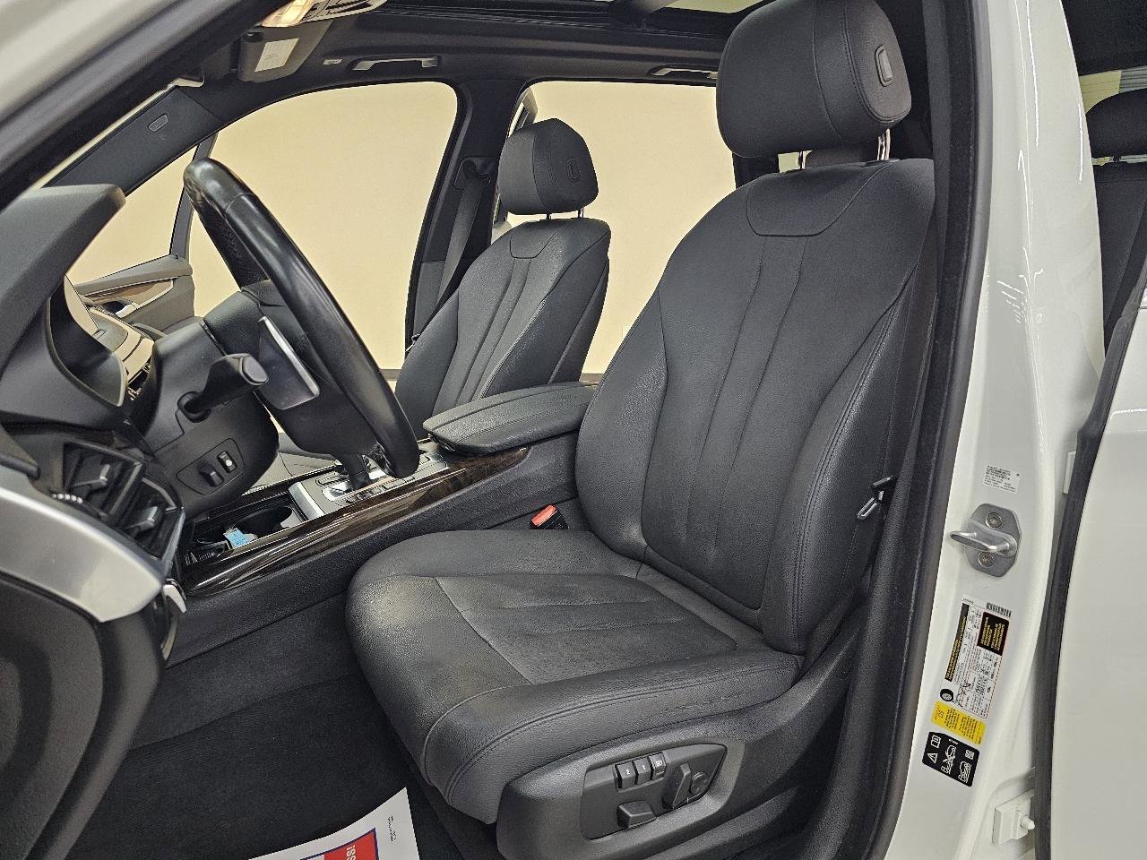 Used 2018 BMW X5 xDrive35i w/ M Sport Package AWD/4WD image 18