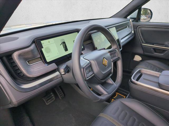 Used 2026 Rivian R1S Adventure image 10