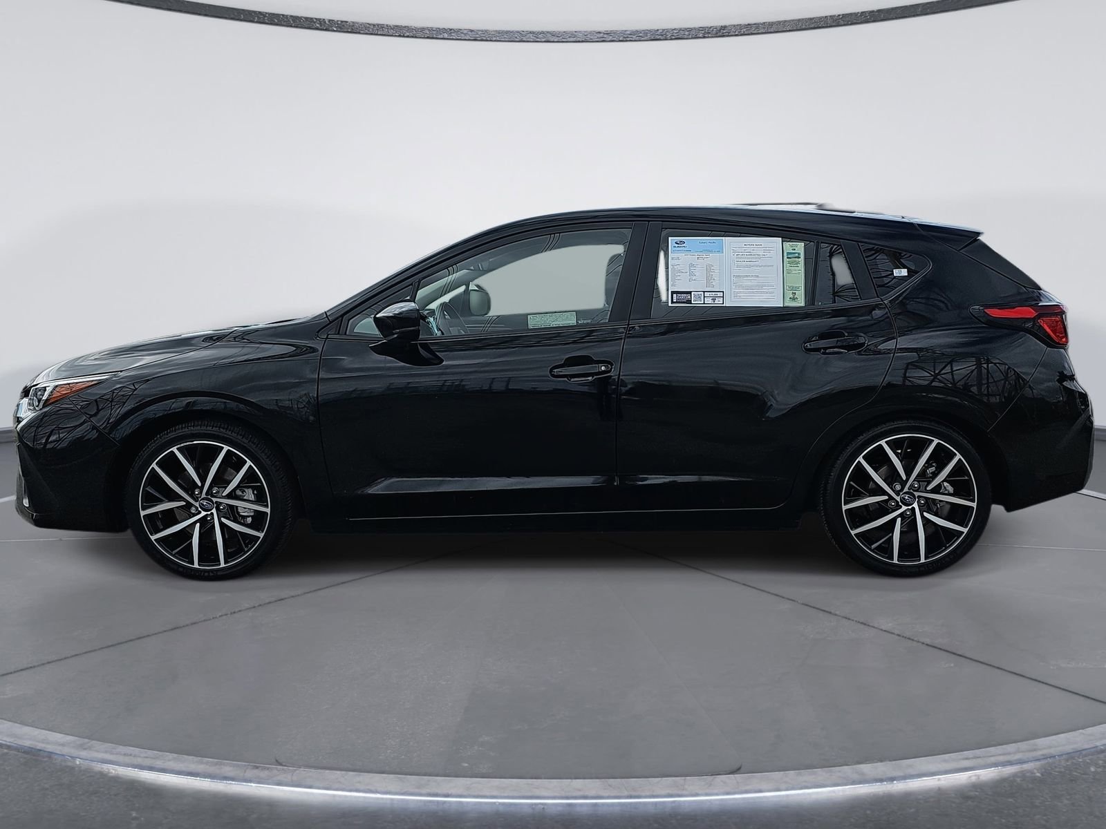 Used 2024 Subaru Impreza 2.0i Sport image 6