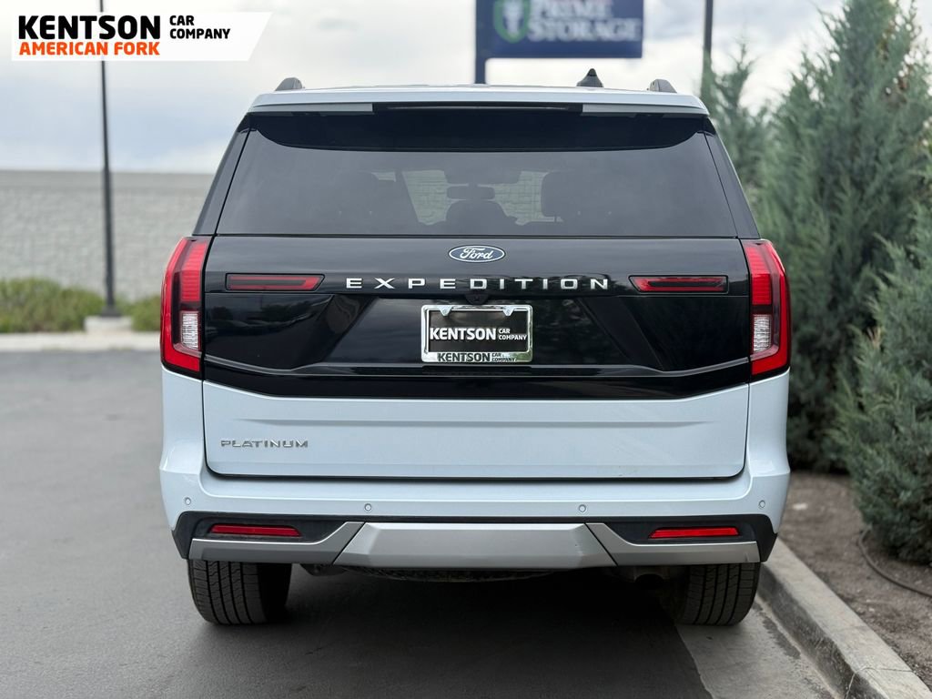 Used 2025 Ford Expedition Platinum AWD/4WD image 8