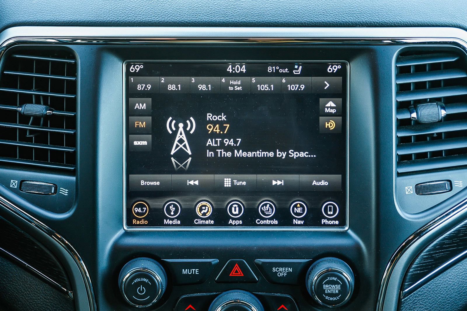 Used 2018 Jeep Grand Cherokee High Altitude image 12