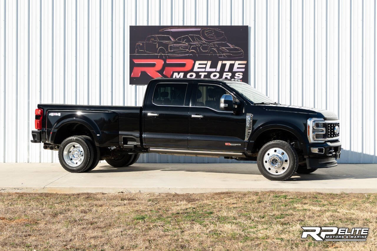 Used 2024 Ford F450 Limited image 1