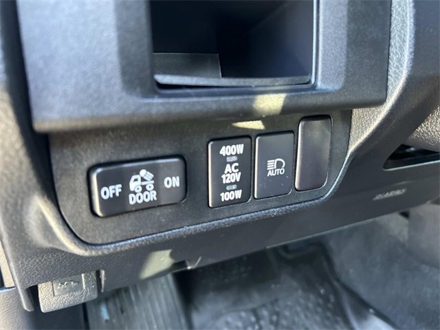 Used 2019 Toyota Tacoma Limited image 21