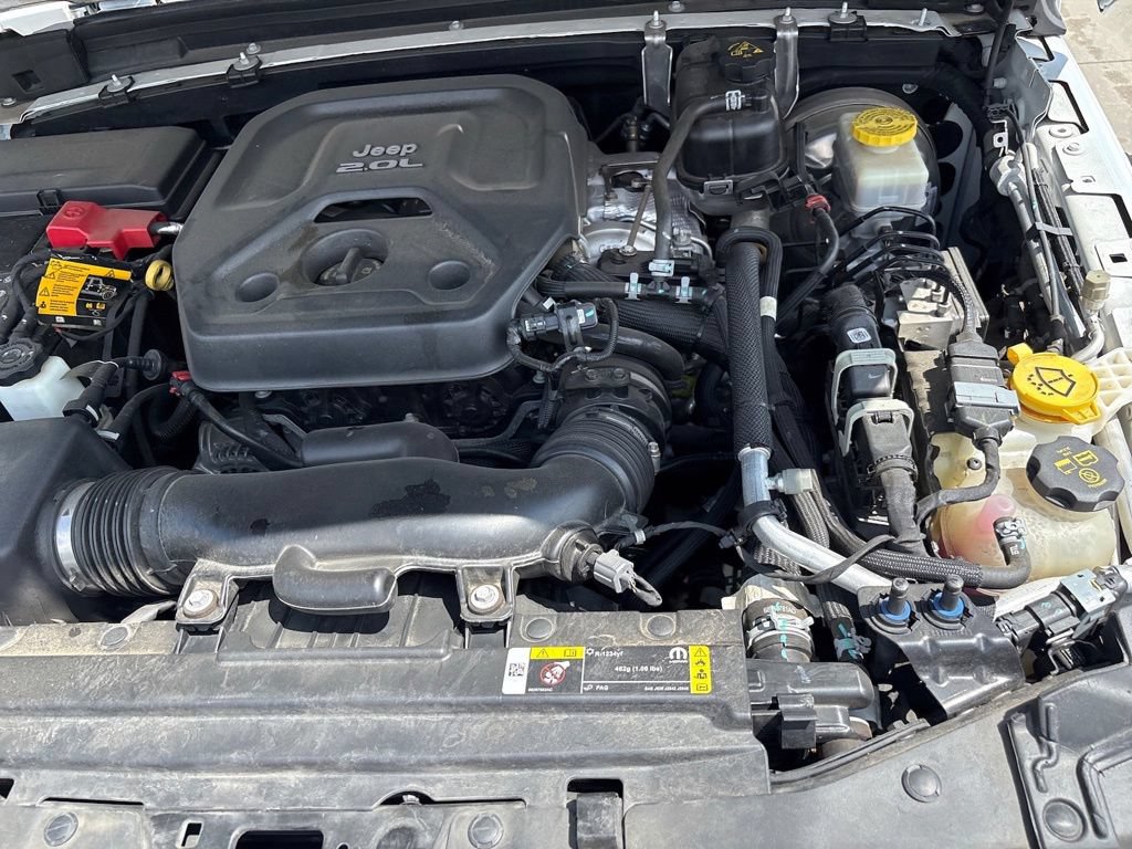 Used 2021 Jeep Wrangler Sport AWD/4WD image 17