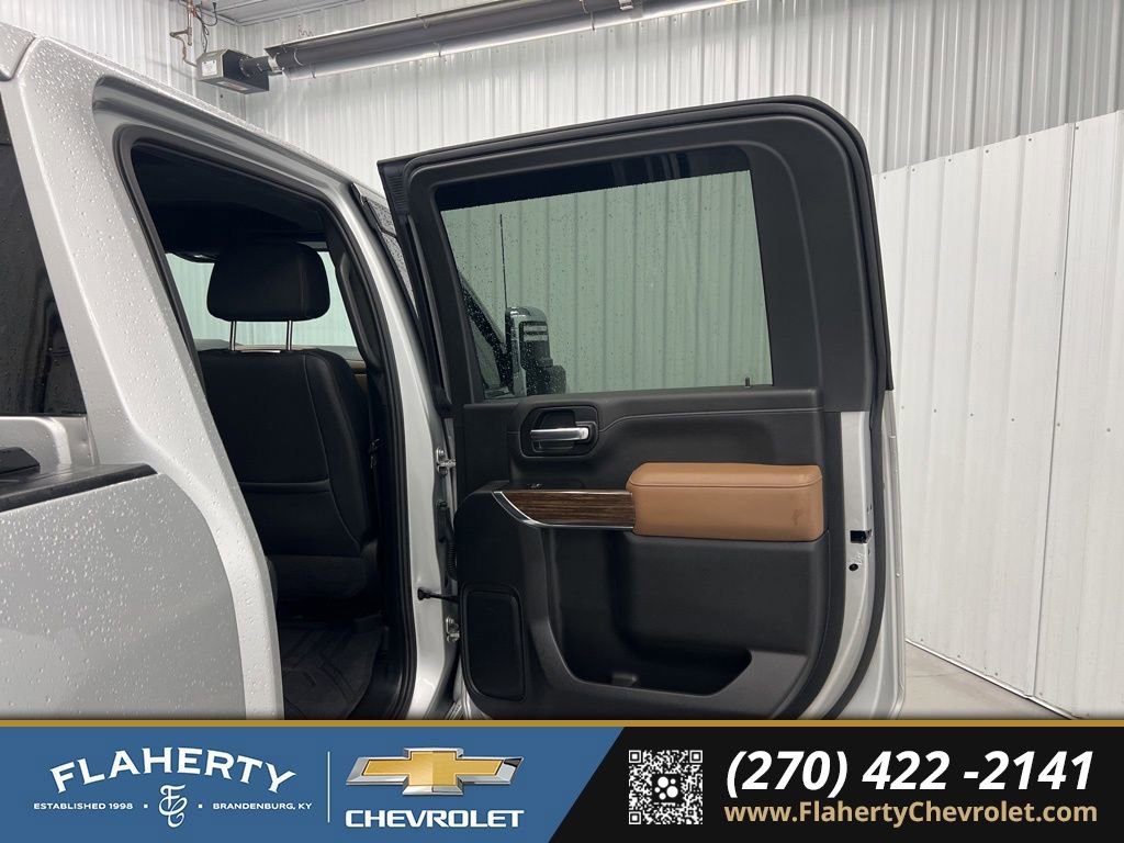 Used 2023 Chevrolet Silverado 2500 High Country image 12