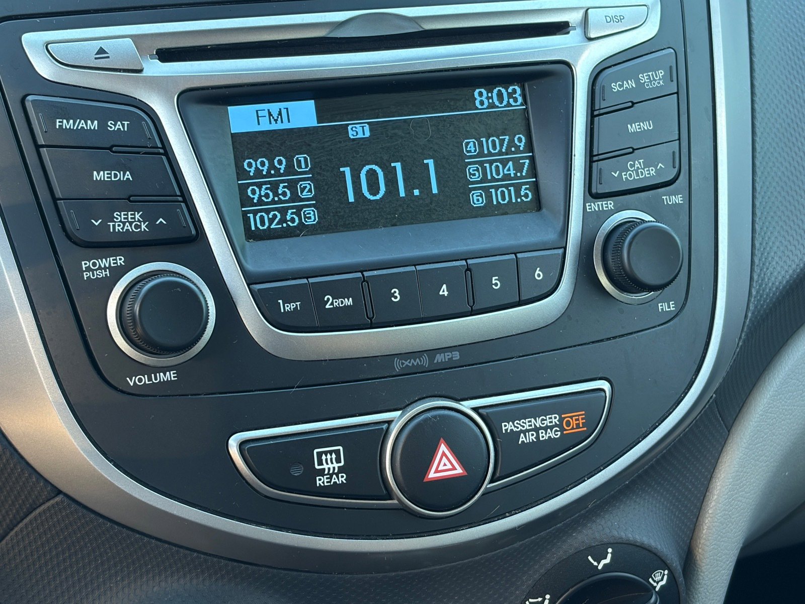 Used 2017 Hyundai Accent SE FWD image 23