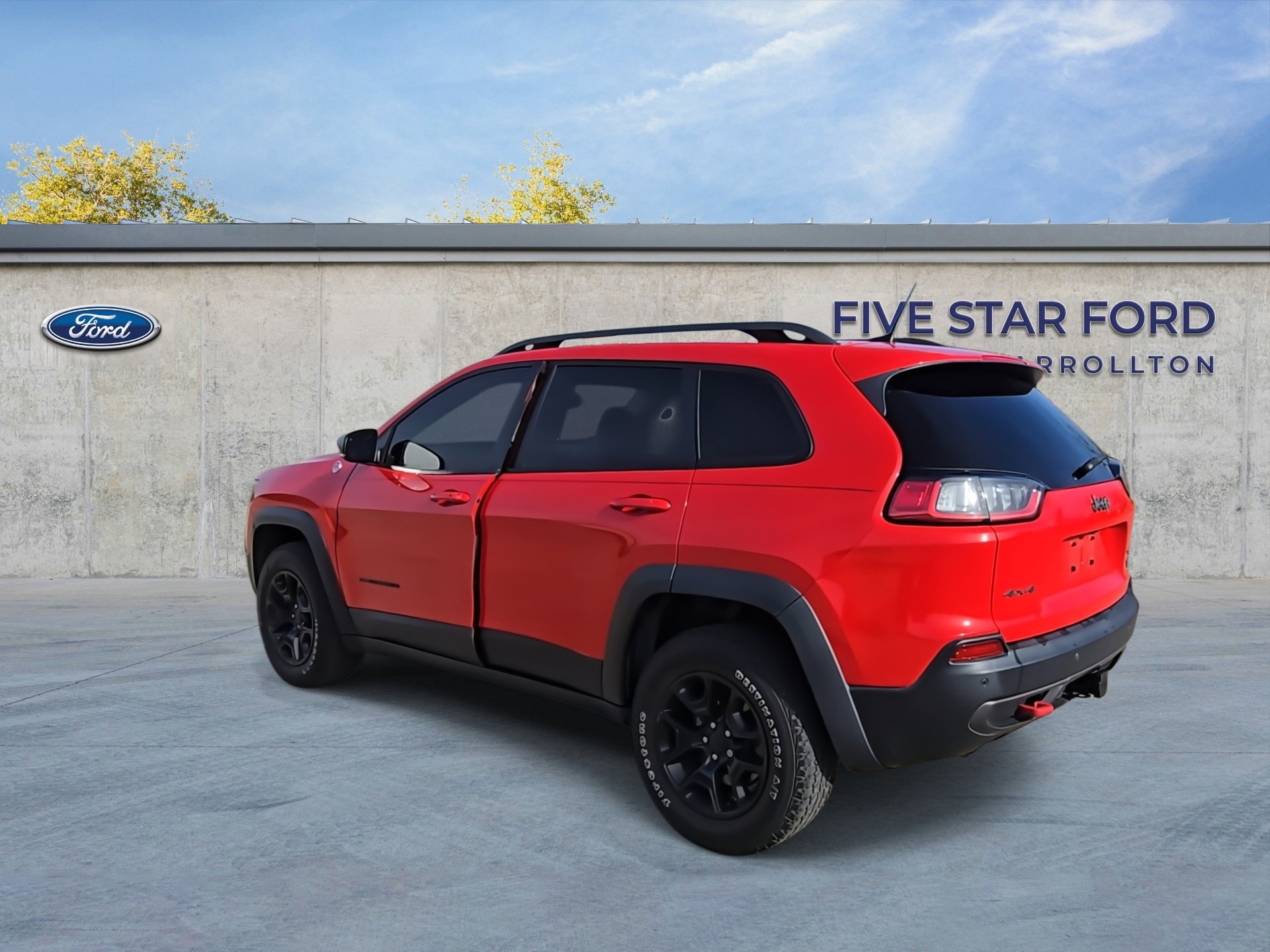 Used 2019 Jeep Cherokee Trailhawk w/ Trailer Tow Group image 6