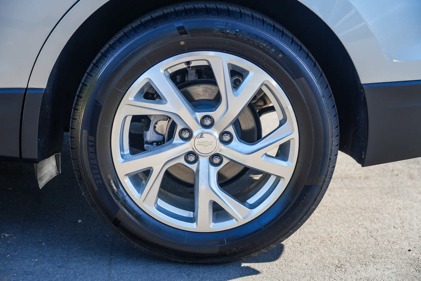 Used 2020 Chevrolet Equinox LT FWD image 10