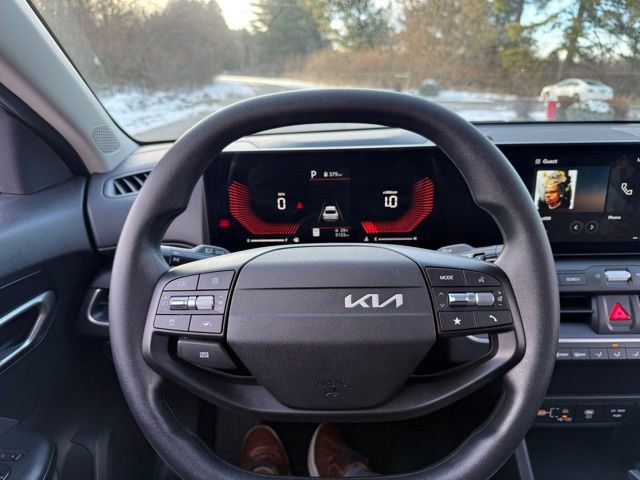 Certified 2025 Kia K4 LXS image 9