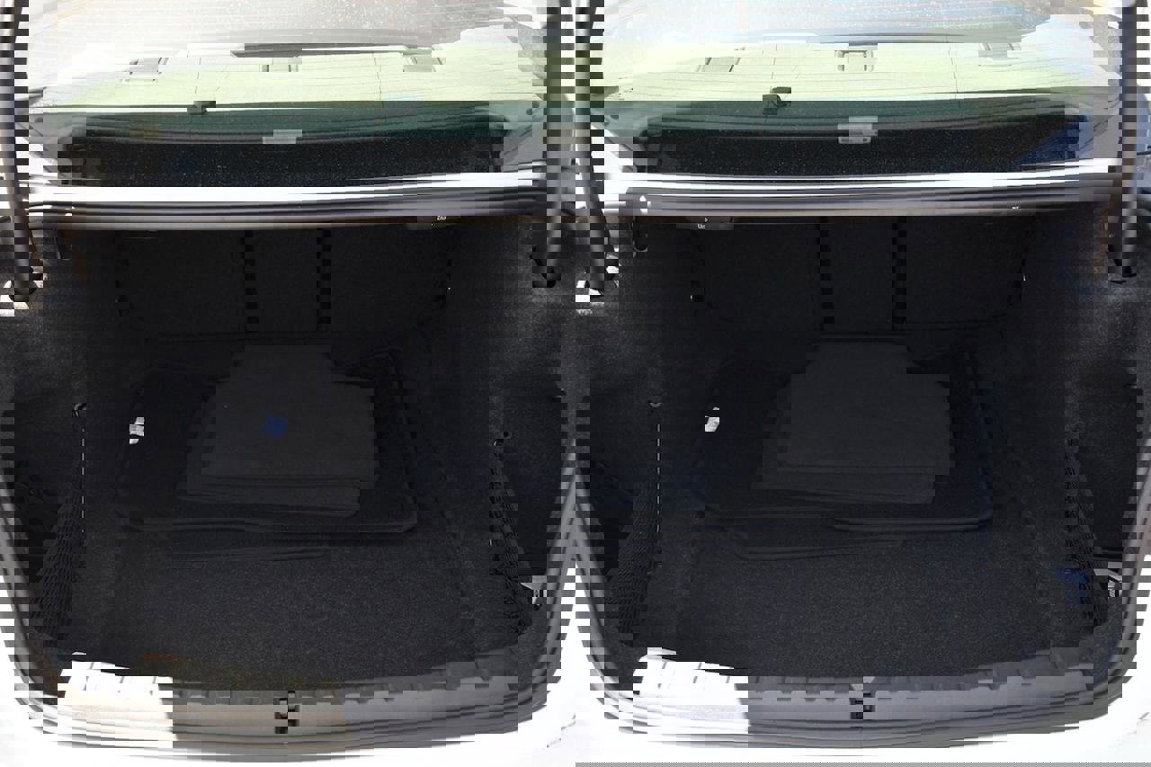 Used 2022 BMW 330i Sedan w/ Premium Package 2 image 13