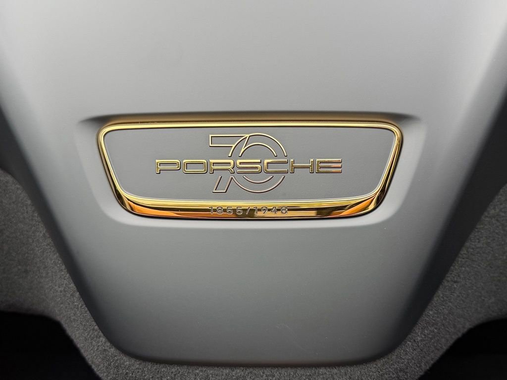 Used 2019 Porsche 911 Speedster image 23
