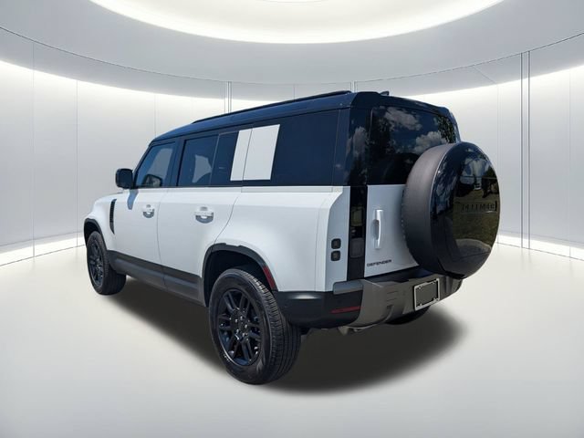 Used 2026 Land Rover Defender 110 S AWD/4WD image 3