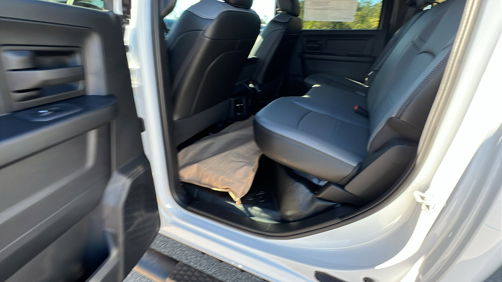 New 2026 RAM 5500 Tradesman w/ Chrome Appearance Group image 18