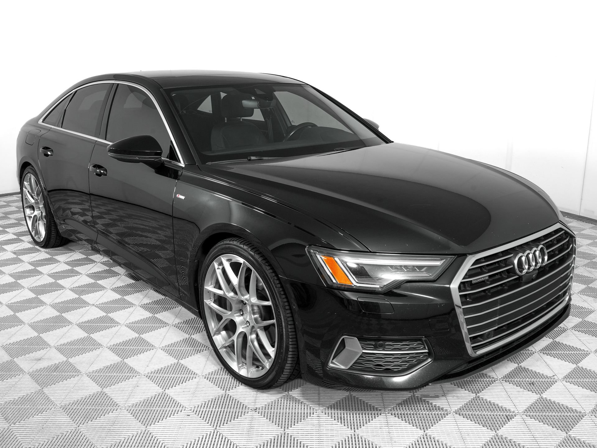 Used 2019 Audi A6 2.0T Premium Plus AWD/4WD image 3