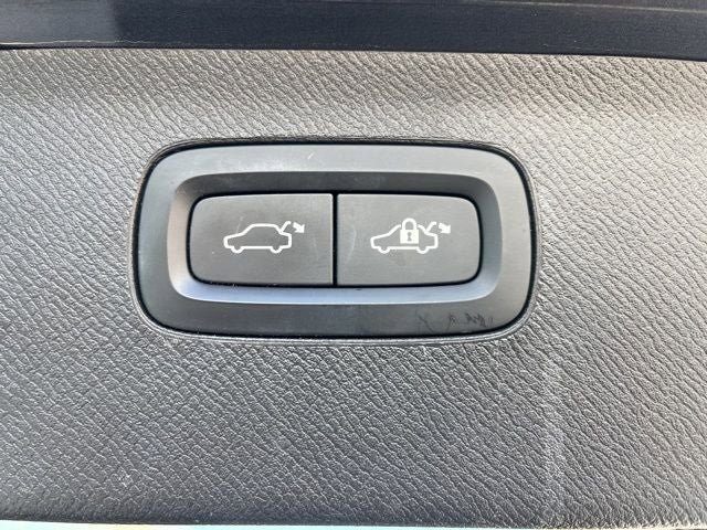 Used 2021 Volvo XC90 T6 Inscription w/ Protection Package Premier AWD/4WD image 12