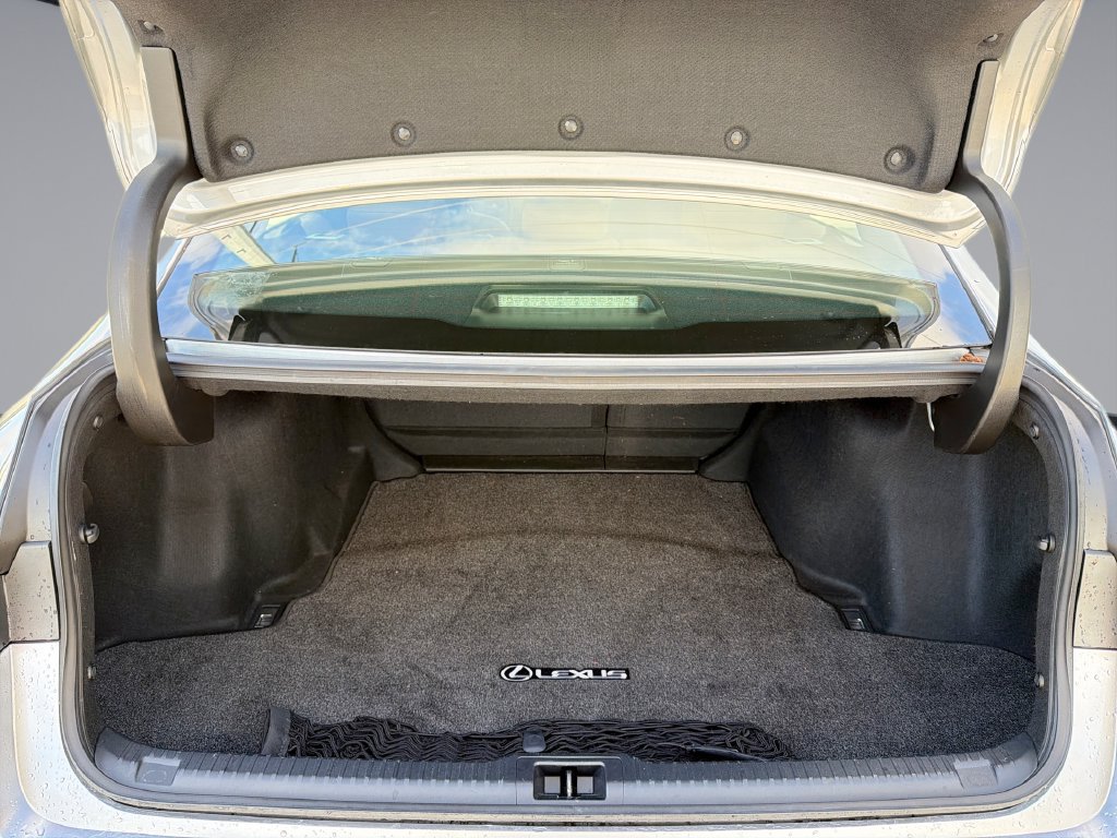 Used 2023 Lexus IS 300 w/ Premium Package RWD image 13