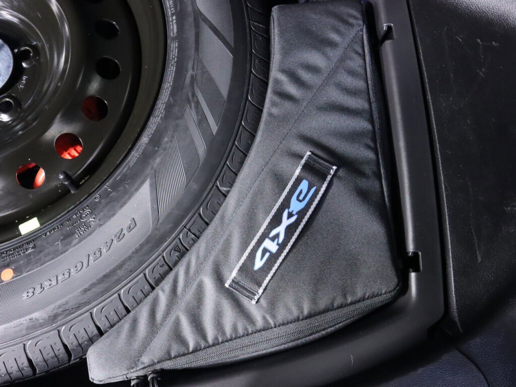 Used 2023 Jeep Grand Cherokee 30th Anniversary image 44