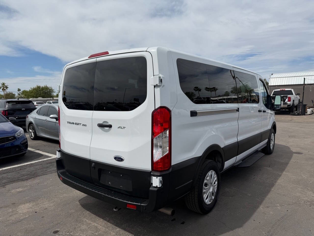 Used 2023 Ford Transit 350 XLT RWD image 12