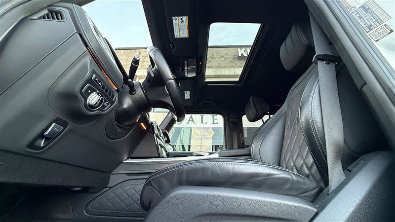 Used 2021 Mercedes-Benz G 550 image 11
