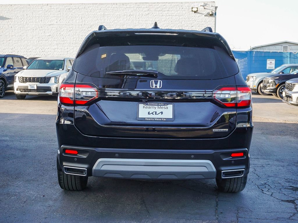 Used 2023 Honda Pilot Touring image 6