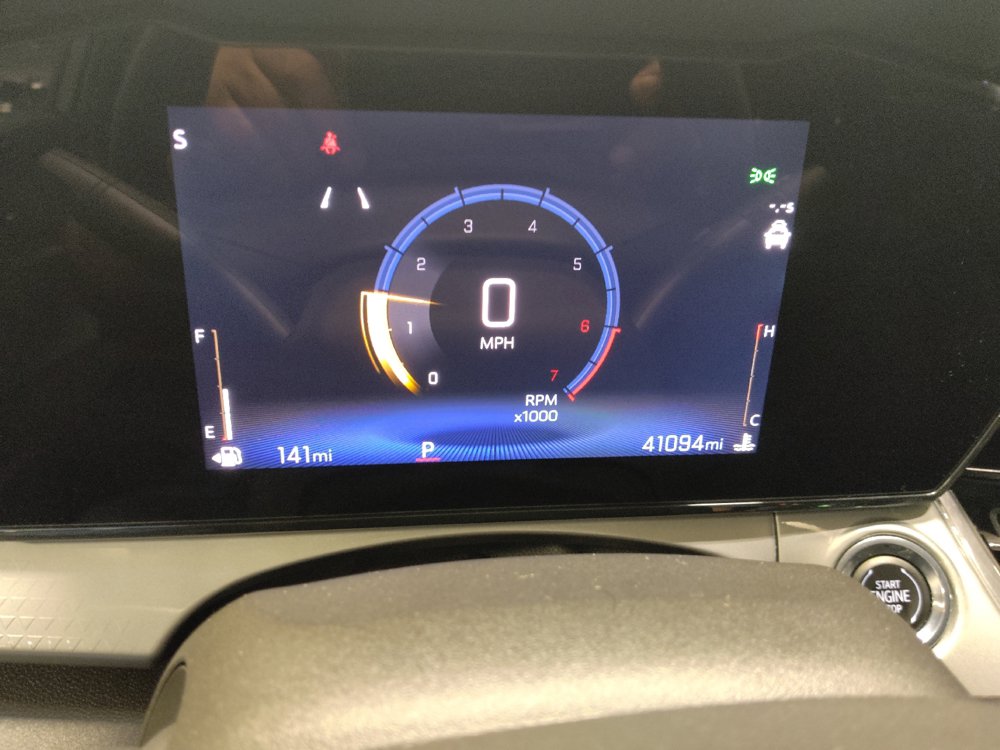 Used 2025 Chevrolet Trax LT FWD image 23