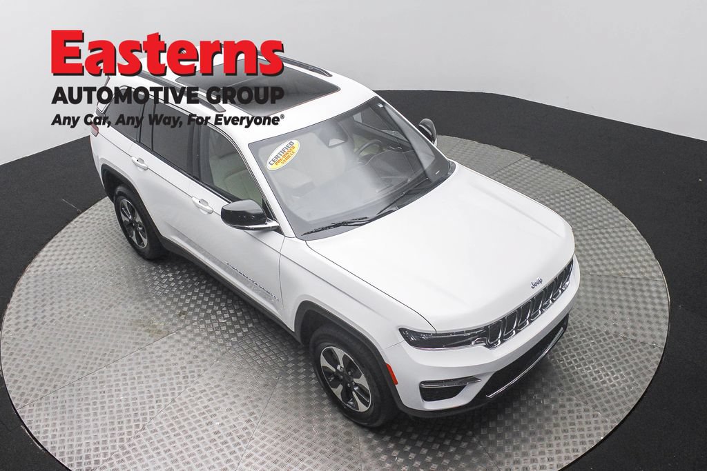 Used 2024 Jeep Grand Cherokee Limited 4xe AWD/4WD image 3