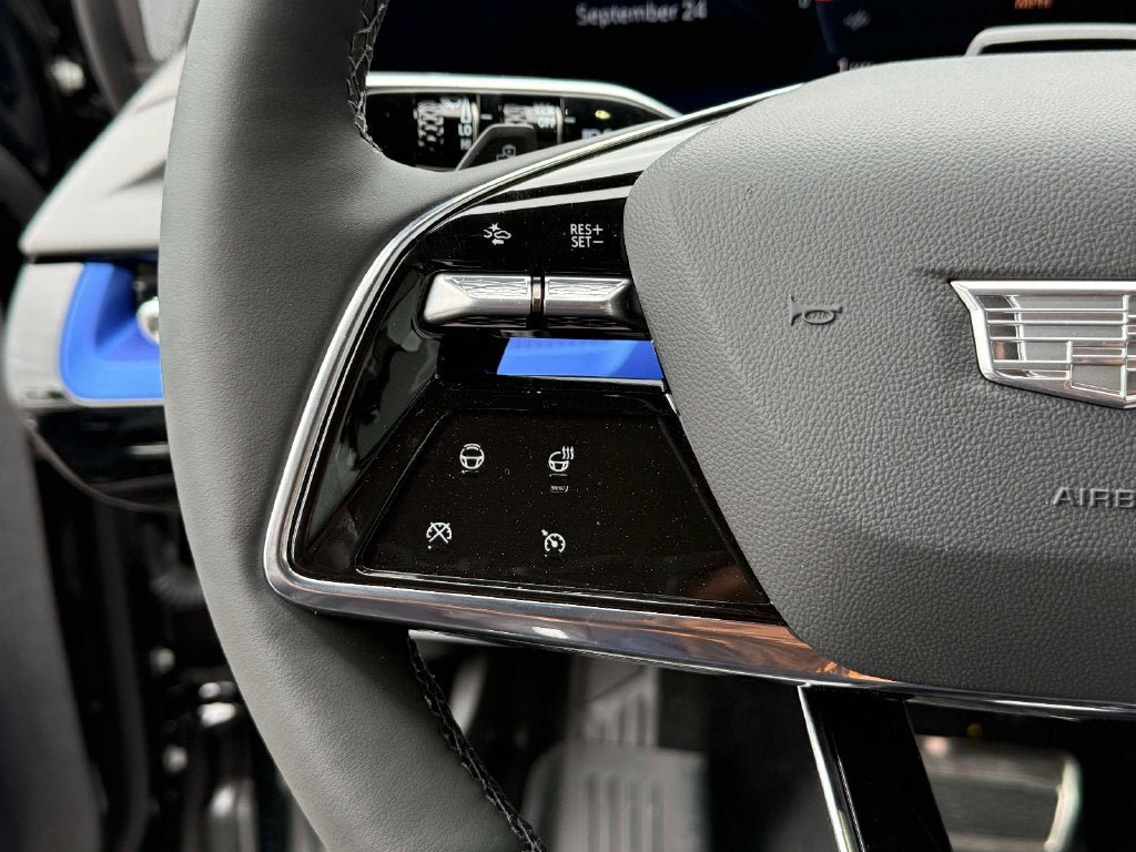 New 2027 Cadillac Optiq Luxury RWD image 17