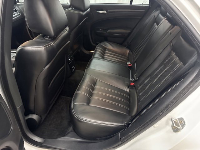 Used 2015 Chrysler 300 S image 6