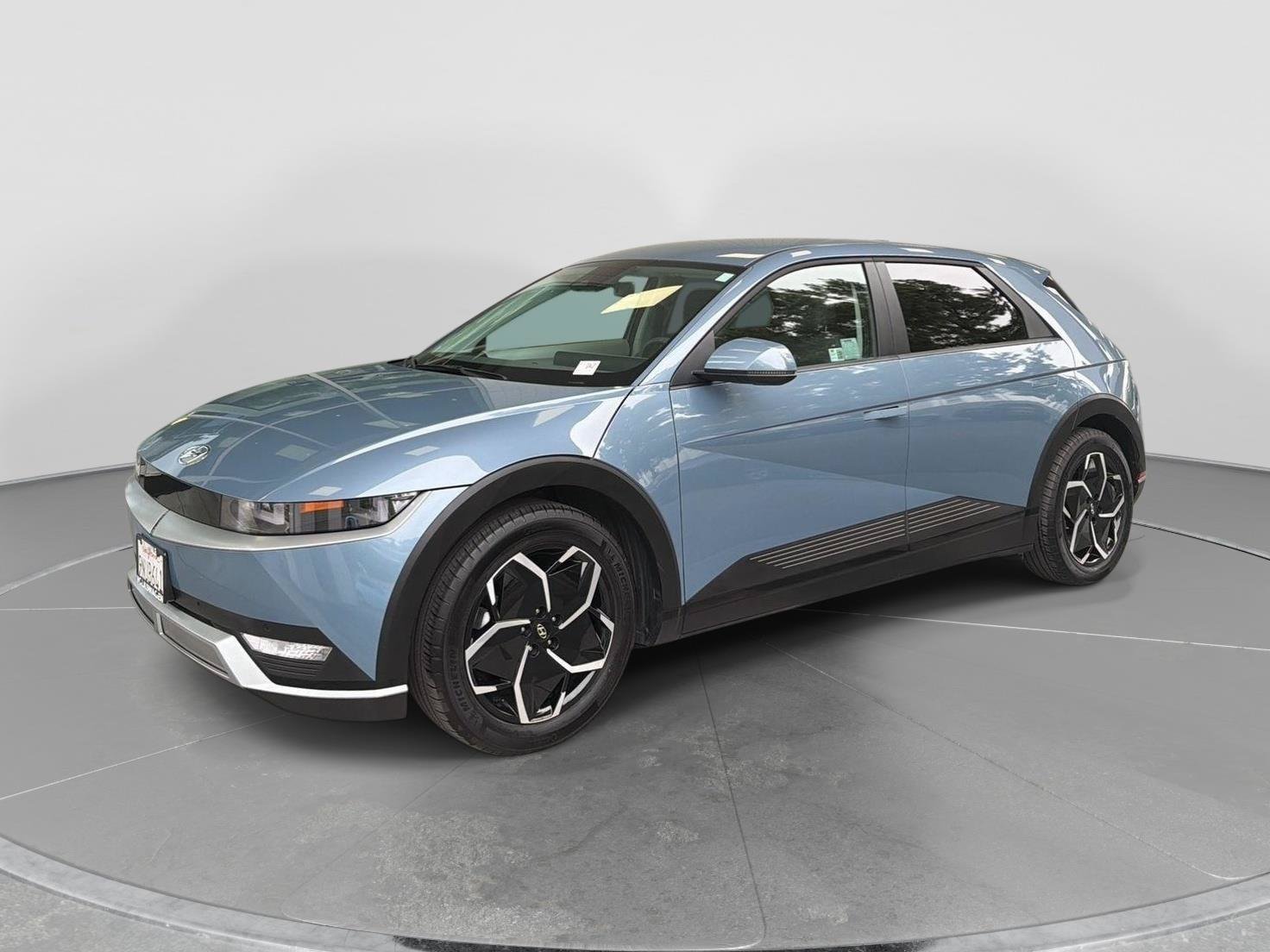 Used 2024 Hyundai Ioniq 5 SEL RWD image 1