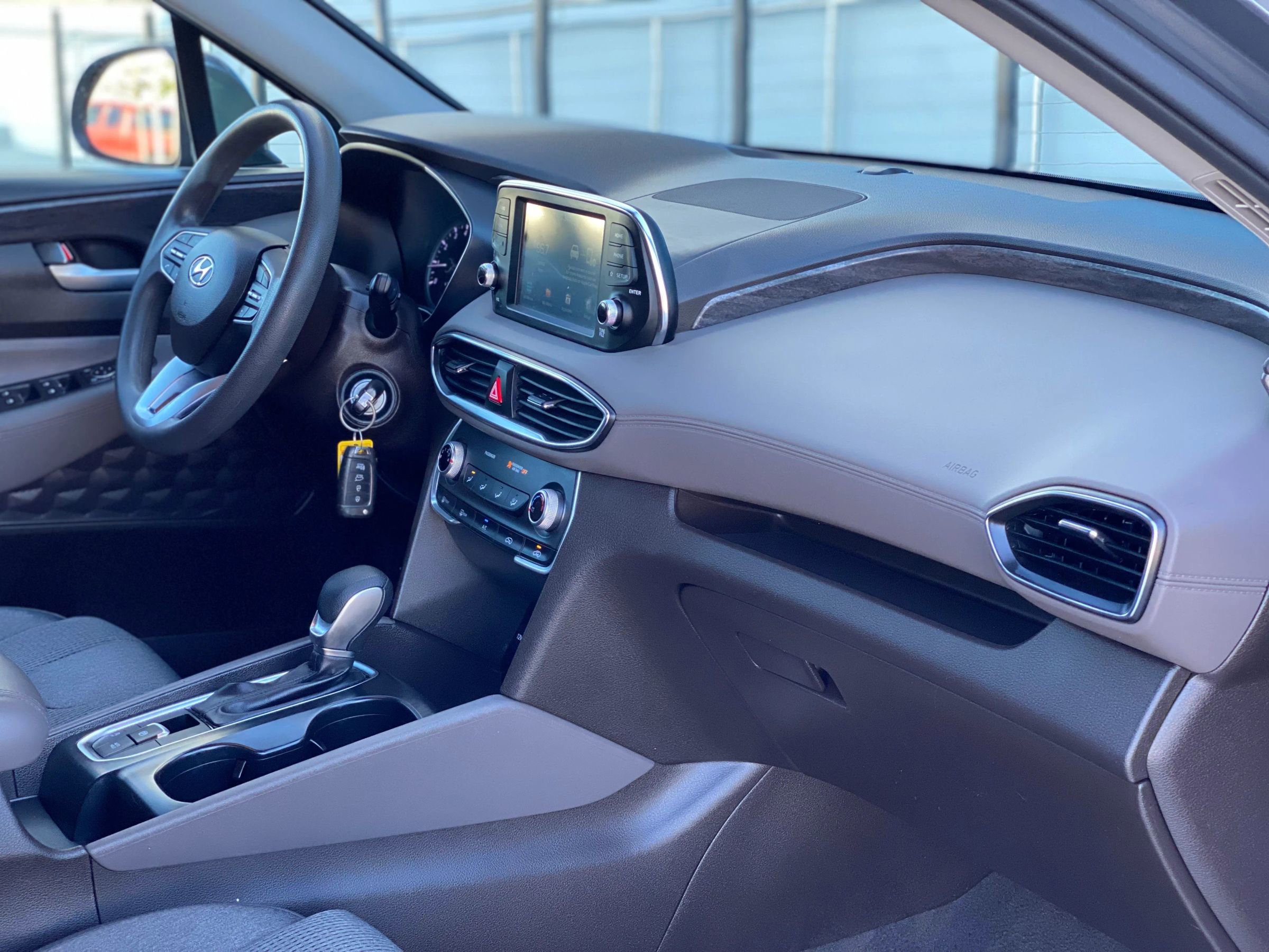 Used 2019 Hyundai Santa Fe SE image 30