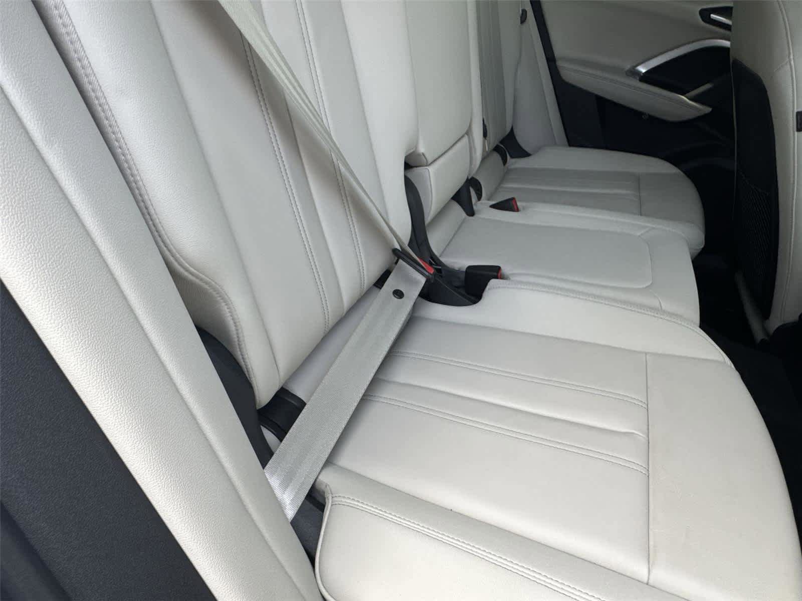 Used 2025 Audi Q5 Premium Plus AWD/4WD image 17