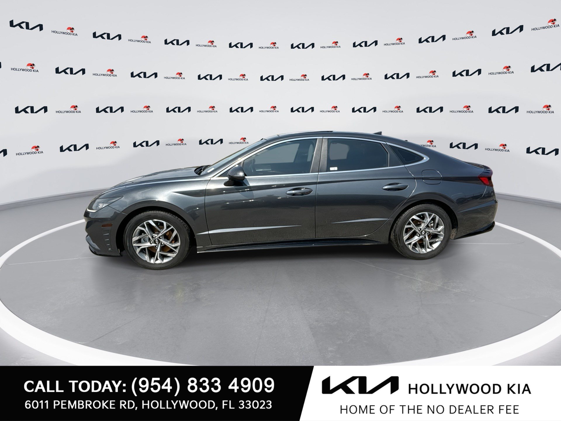 Used 2023 Hyundai Sonata SEL w/ Convenience Package FWD image 5