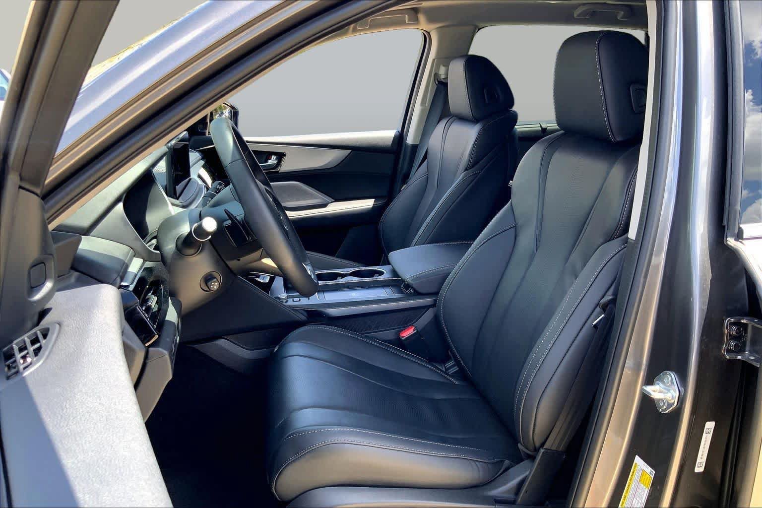 Used 2026 Acura MDX w/ Technology Package FWD image 8