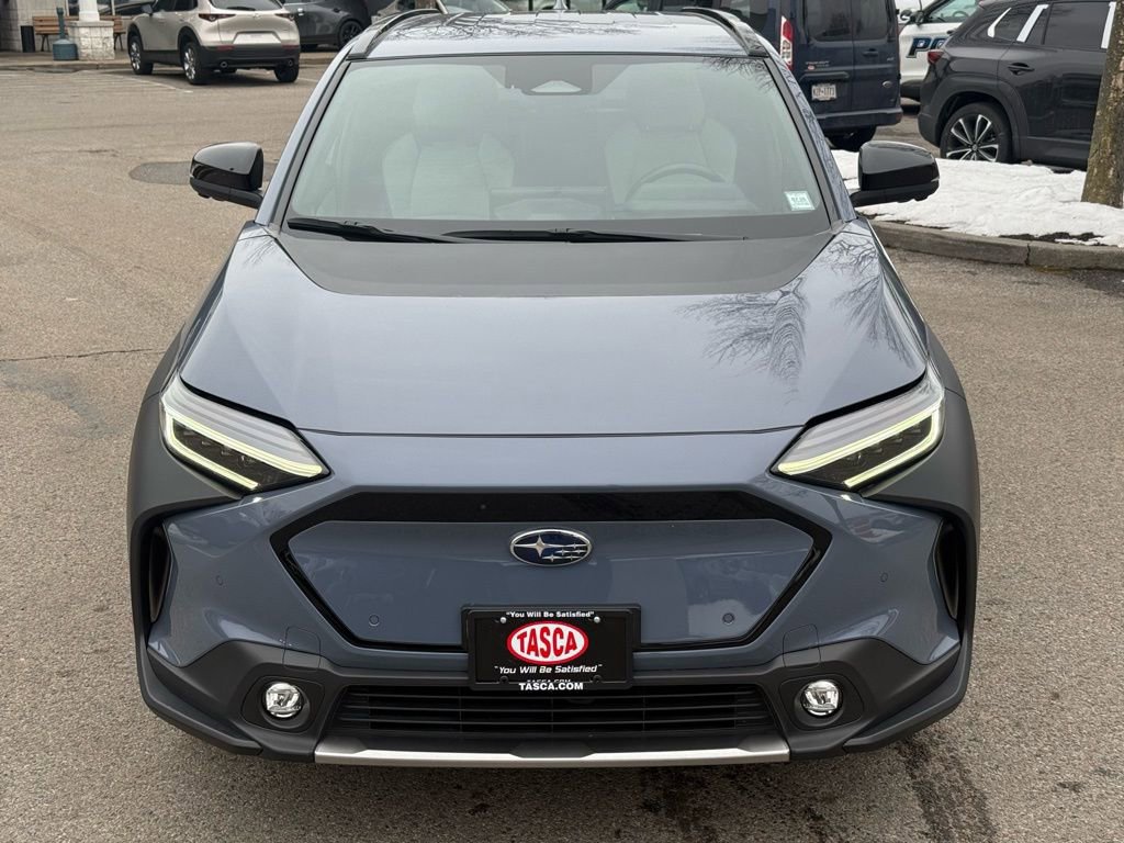 Used 2023 Subaru Solterra Limited image 3