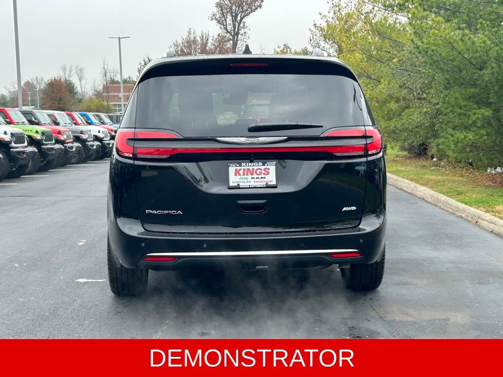 New 2026 Chrysler Pacifica Pinnacle image 6