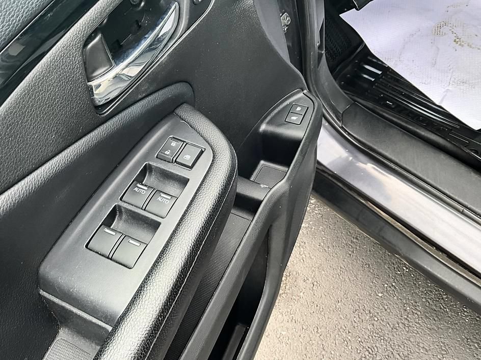 Used 2020 Honda Pilot Touring image 13