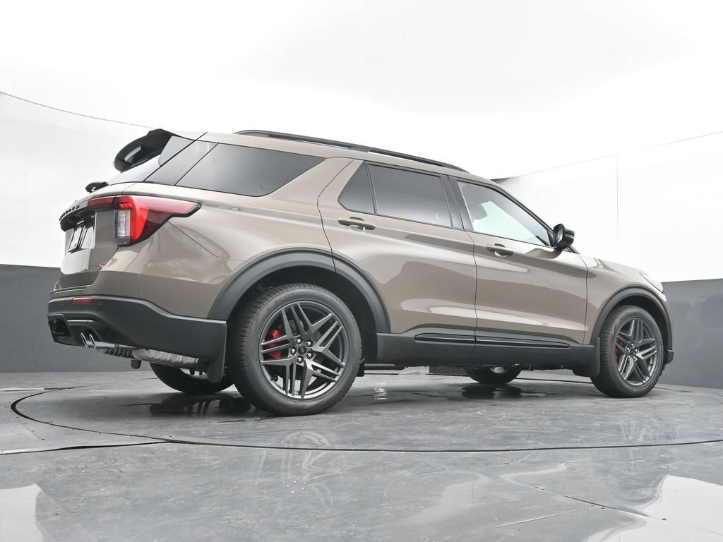 New 2026 Ford Explorer ST w/ Sun And Sound Package AWD/4WD image 45