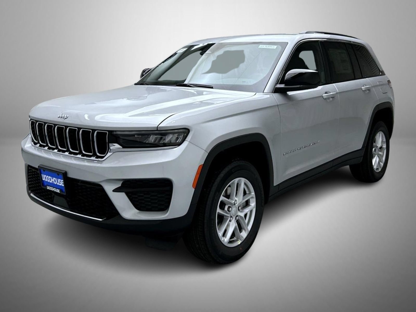 New 2026 Jeep Grand Cherokee Laredo AWD/4WD image 1