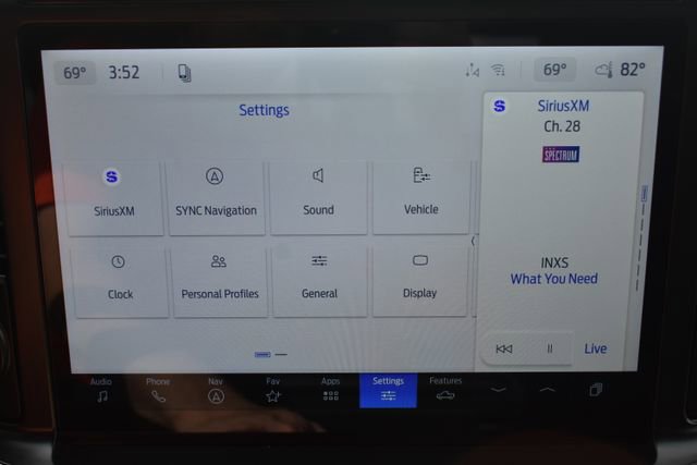 New 2026 Ford F150 Lariat w/ Equipment Group 502A High AWD/4WD image 32