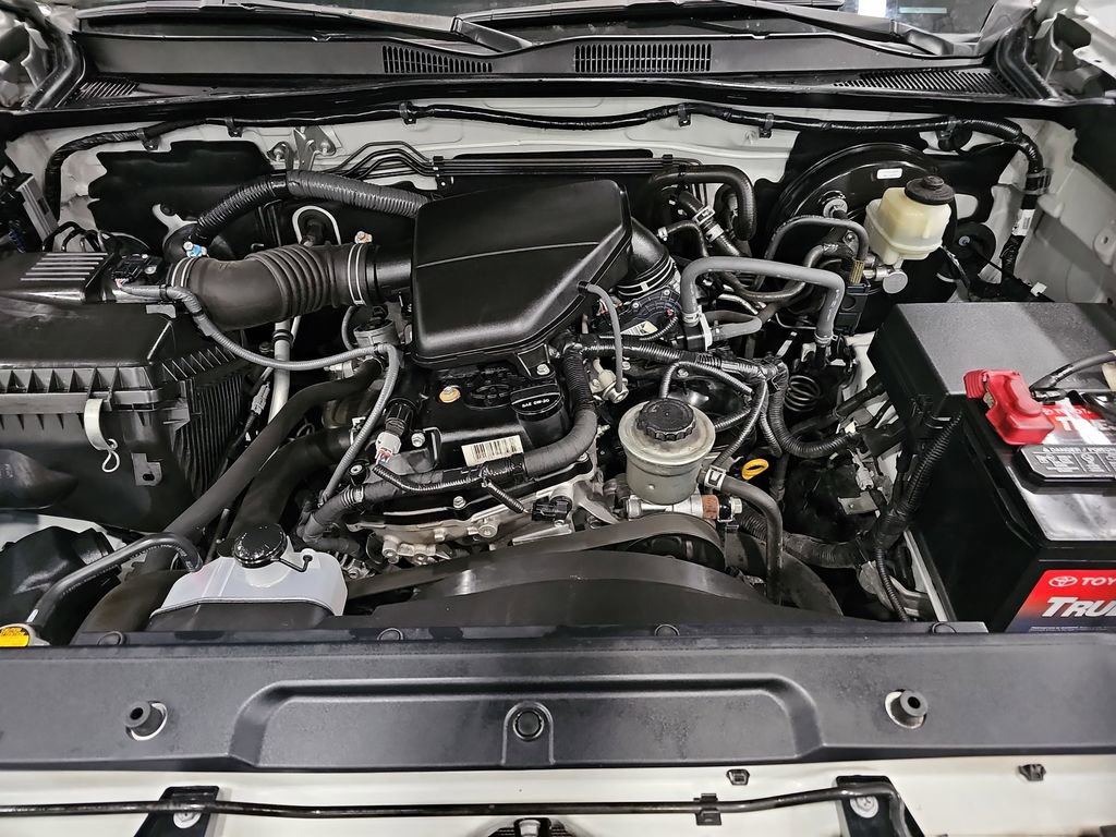 Used 2016 Toyota Tacoma SR5 image 22